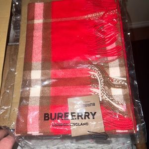 Burberry Classic Giant Check Cashmere Red Scarf brand new still unopened UNISEX
